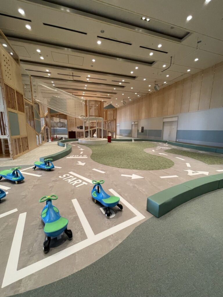 グランドメルキュール八ヶ岳（Grand Mercure Yatsugatake）杜の8 キッズスペース　アリの巣タワー　アスレチック