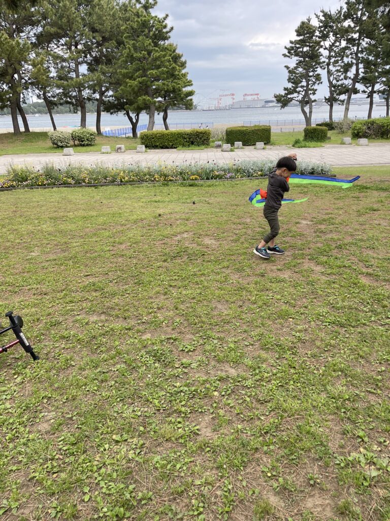横浜 海の公園 潮干狩り テント 子連れ 遊び場 マテ貝 アサリ 売店