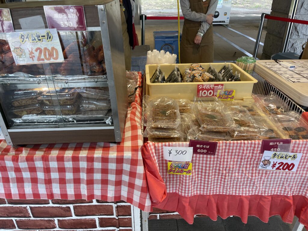 横浜 海の公園 潮干狩り テント 子連れ 遊び場 マテ貝 アサリ 売店 お昼ご飯